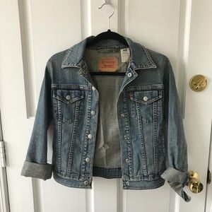 ✨Levi's Trucker Jean Jacket | Classic Denim ✨